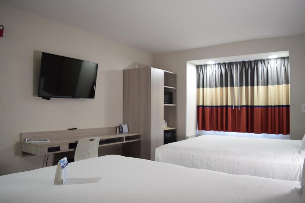 Travelers Inn And Suites Raleigh Ngoại thất bức ảnh