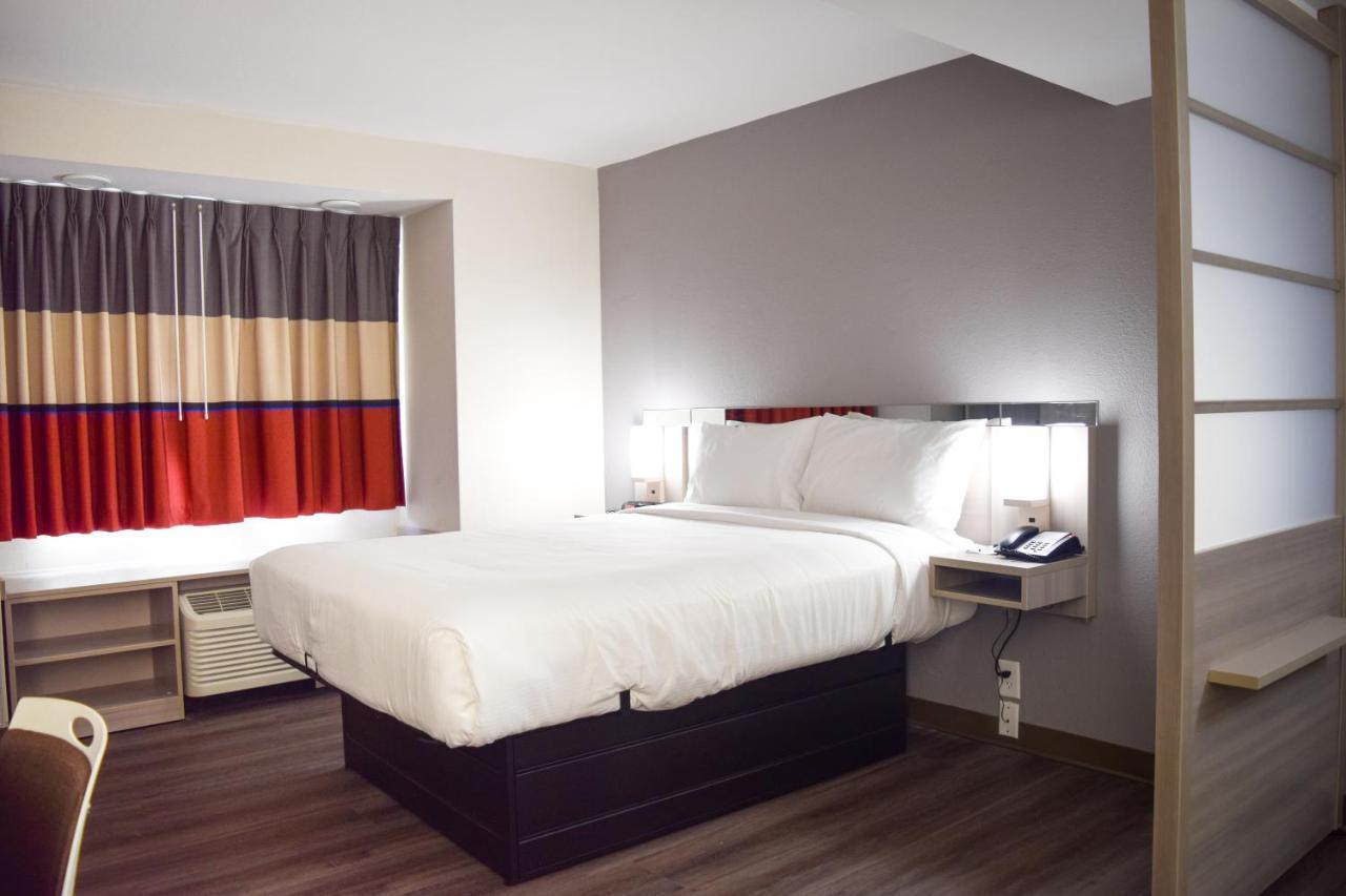 Travelers Inn And Suites Raleigh Ngoại thất bức ảnh